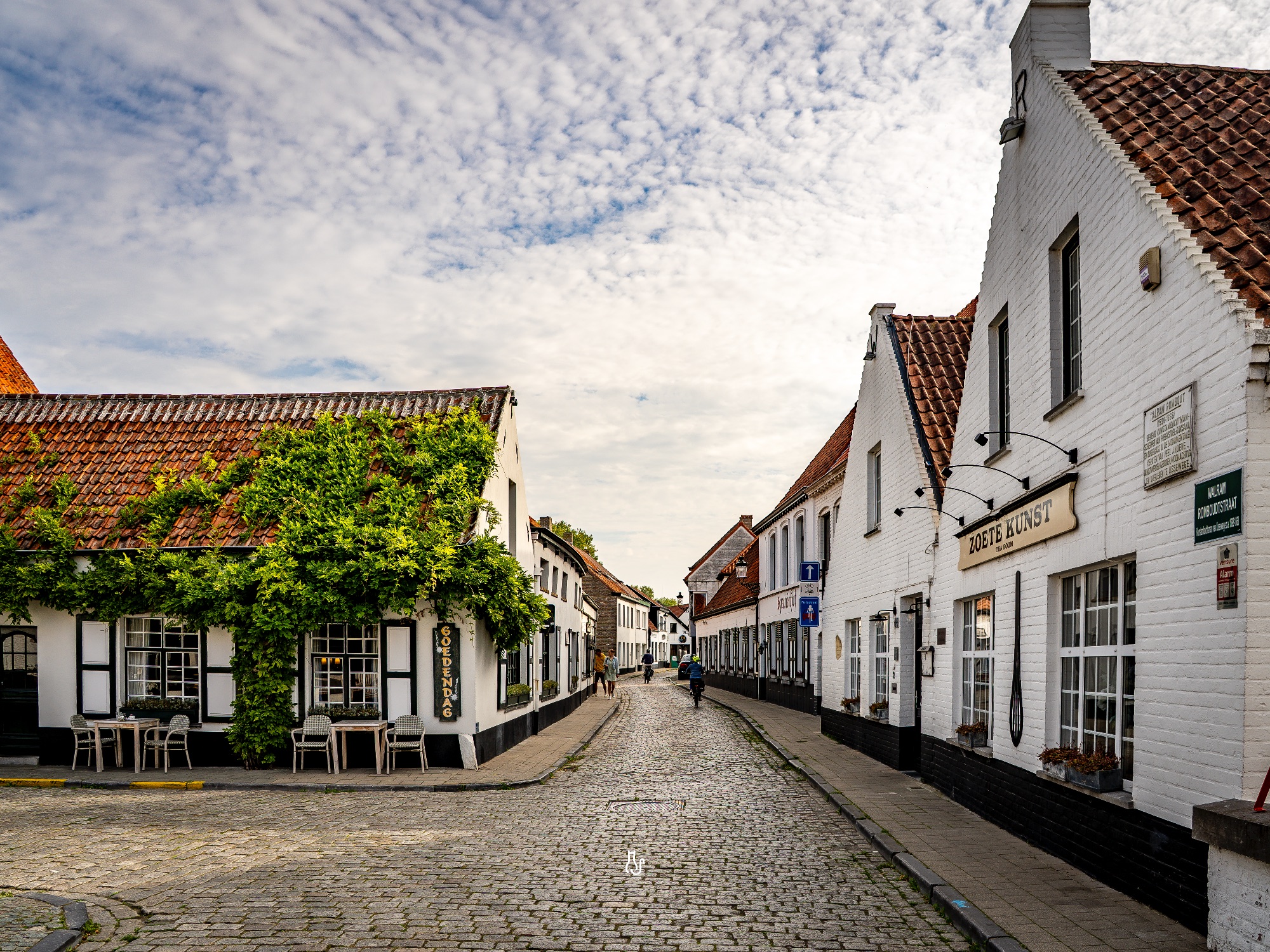 Het witte dorpje foto 35